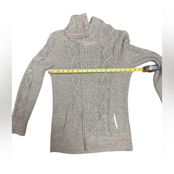 L.L. Bean Signature 100% Cotton Sweater - Picture 5 of 7